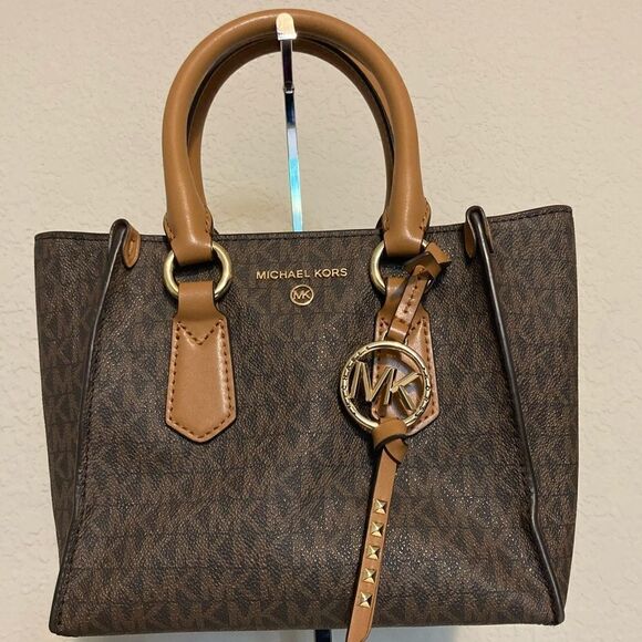 Michael Kors Kris Brown MK Signature Small Satchel Bag EUC - Picture 1 of 12